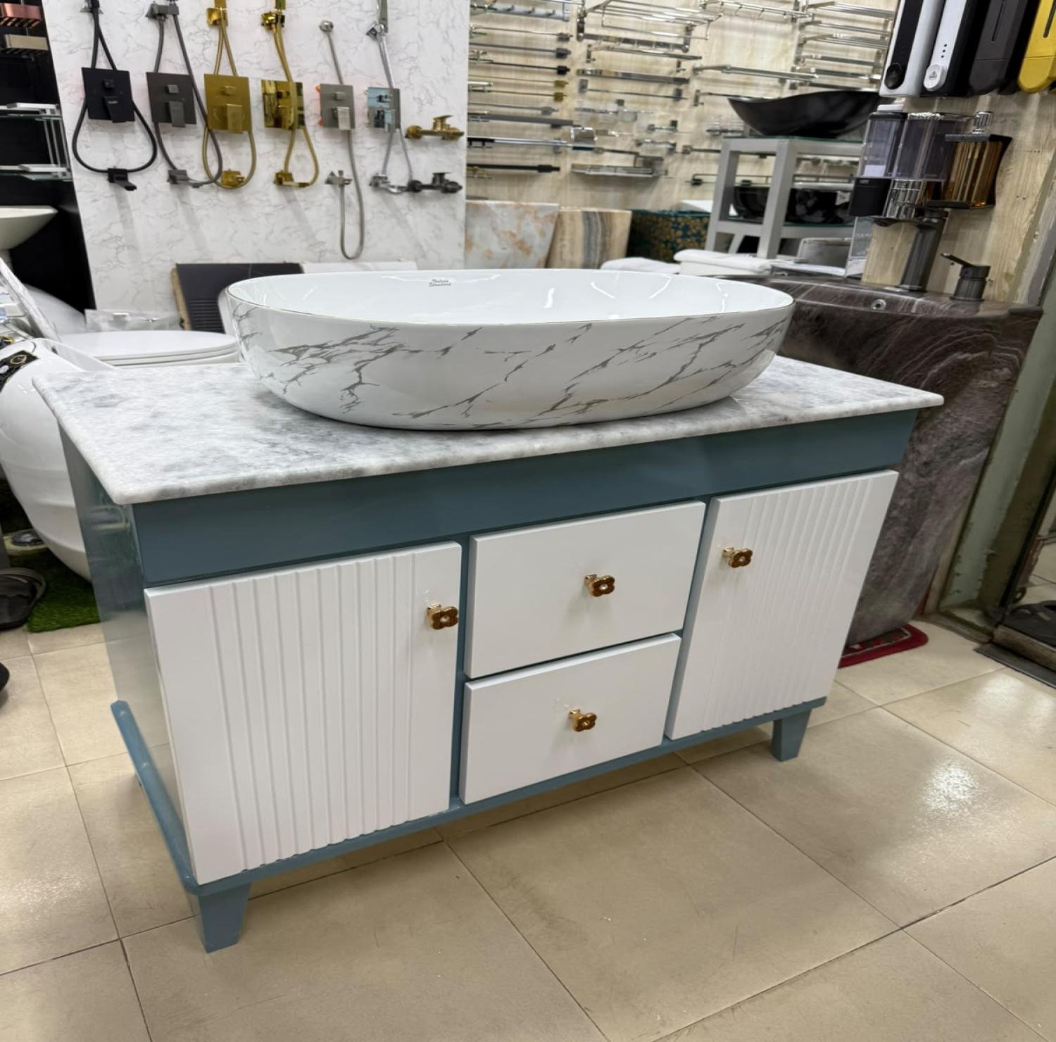 cabinet basin