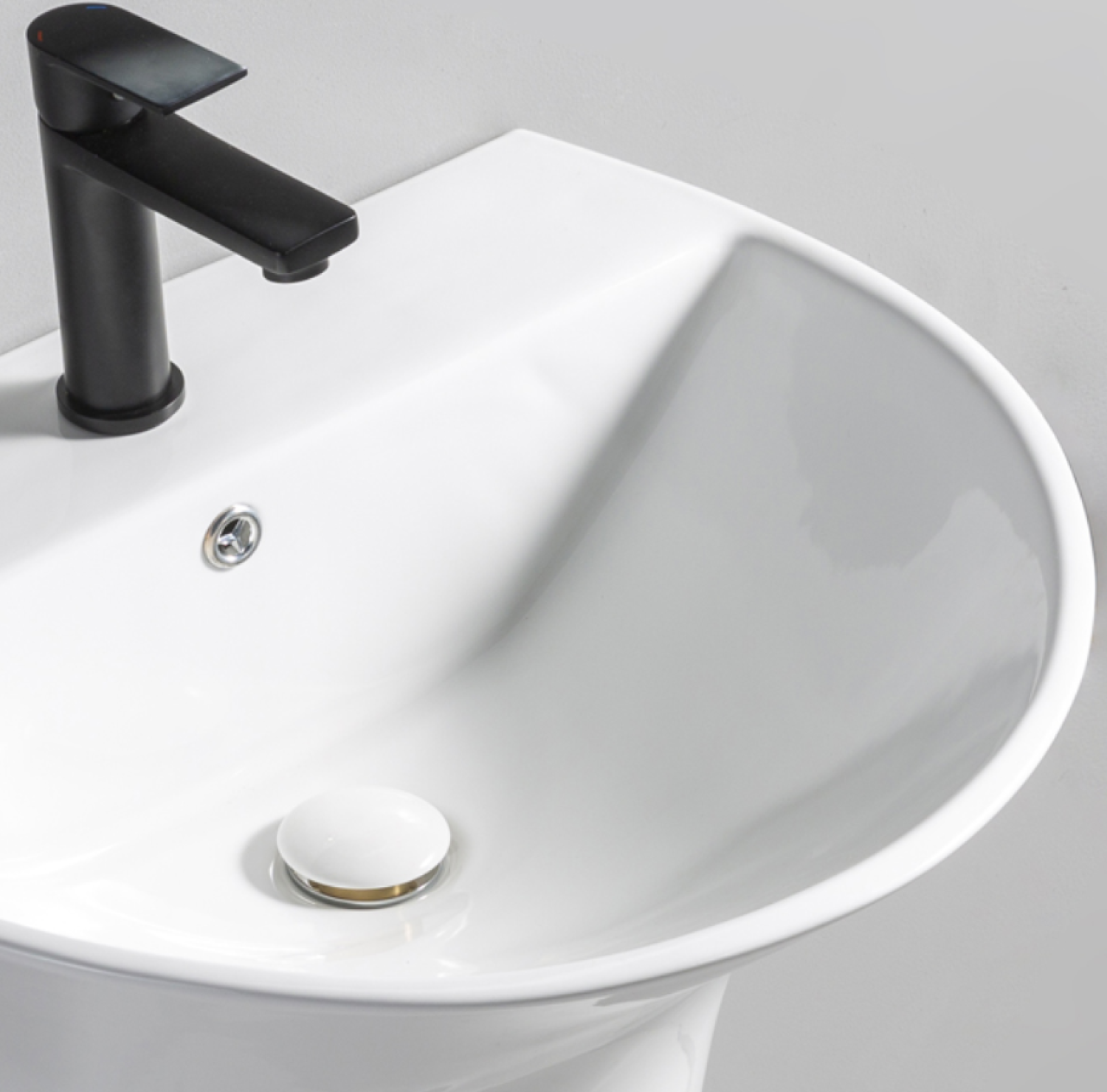 wall hung basin