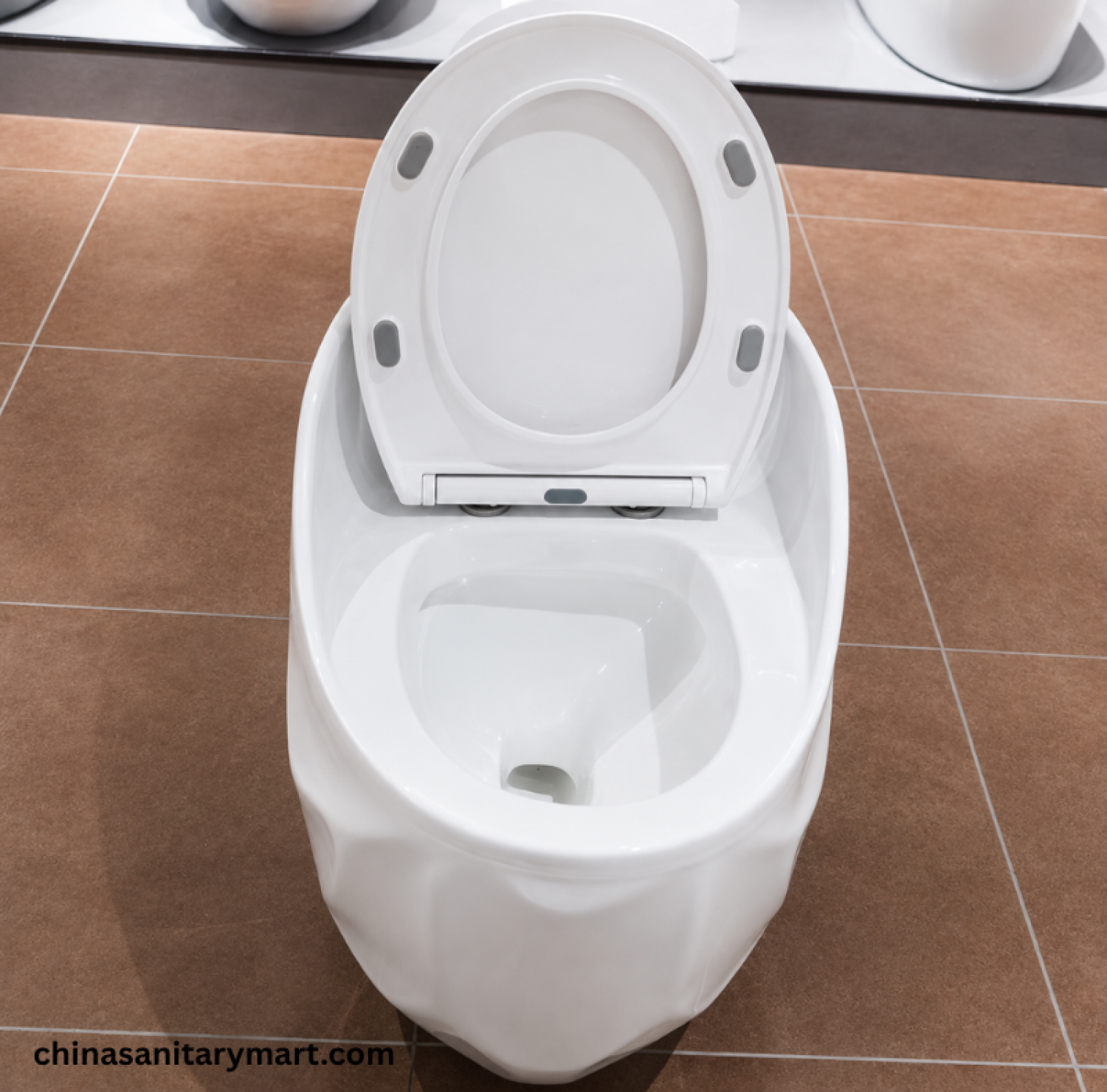 Peanut Commode White, White Peanut toilet, glossy white commode, designer white toilet, S Trap high commode, luxury white toilet, 670x470x625mm Peanut commode